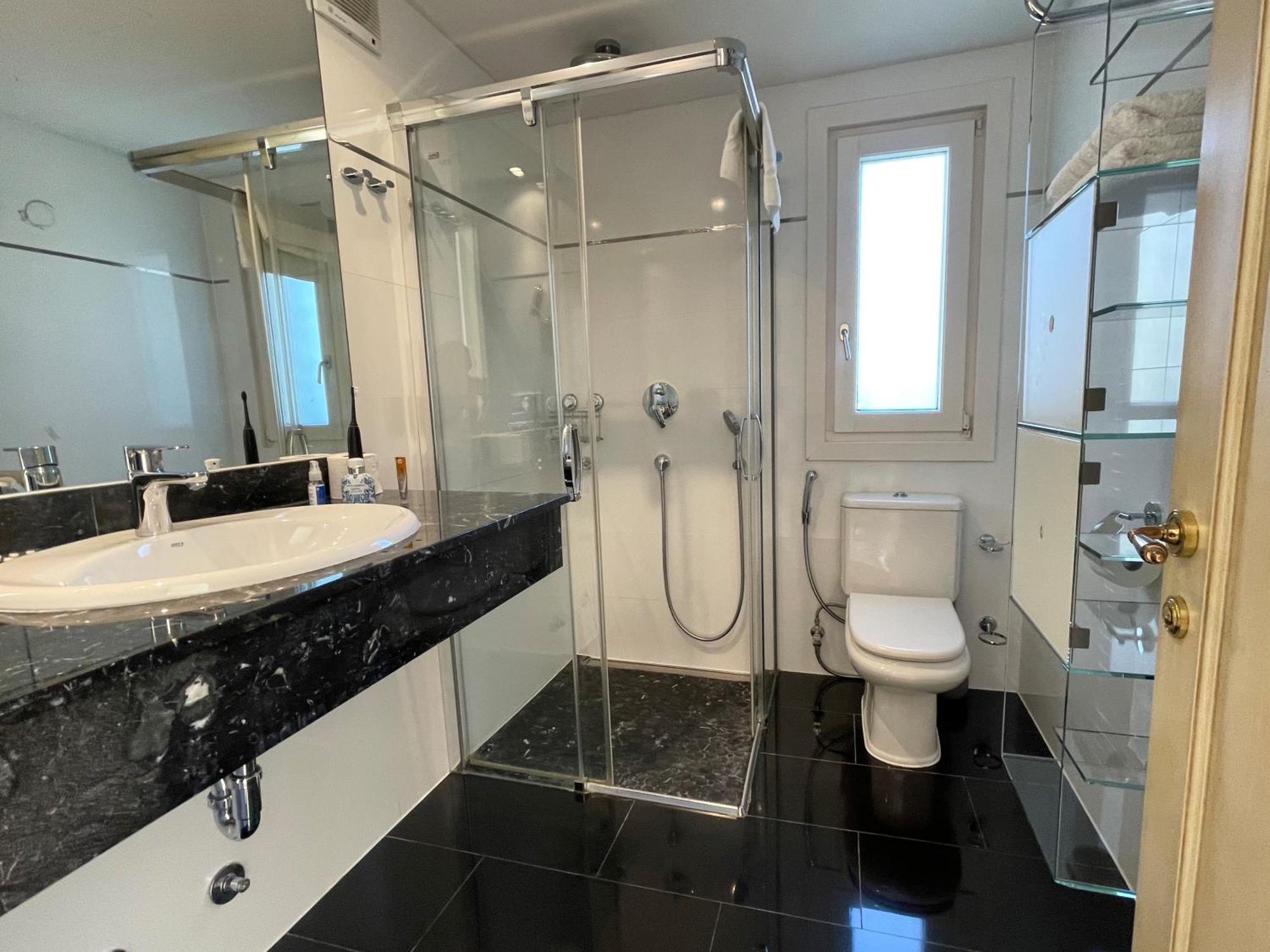 Villa Exklusive In Paguera Fuer Bis Zu 8 Personen, Mit Meerblick Und Pool *